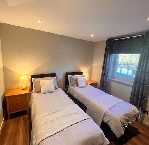 Gleneagles Apartment